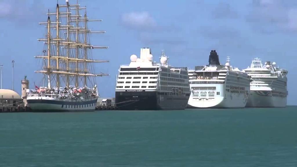A Due Passi Dal Porto Civitavecchia Exterior foto